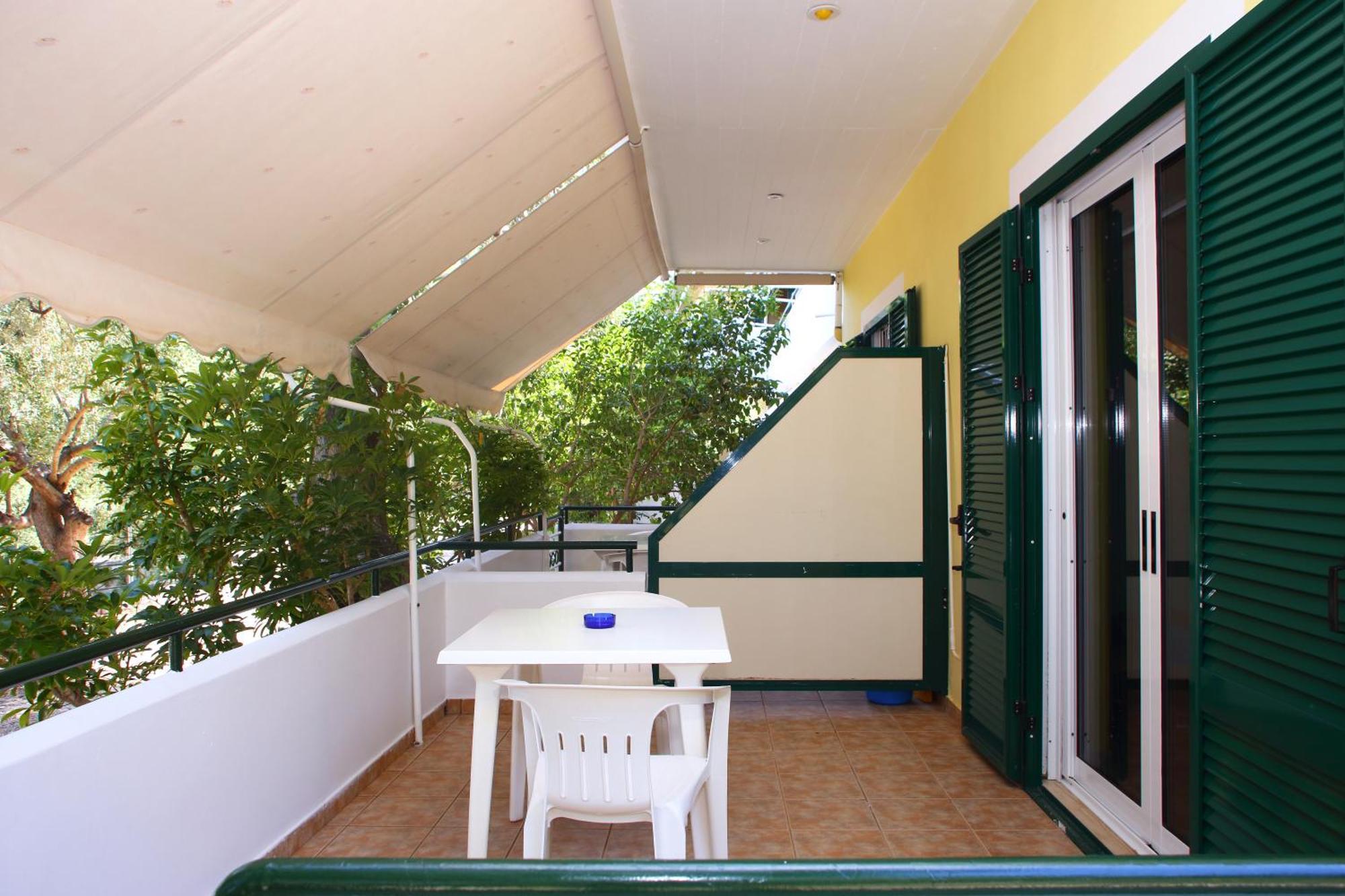 Sofia Studios Kathisma Kalamítsi Exterior photo